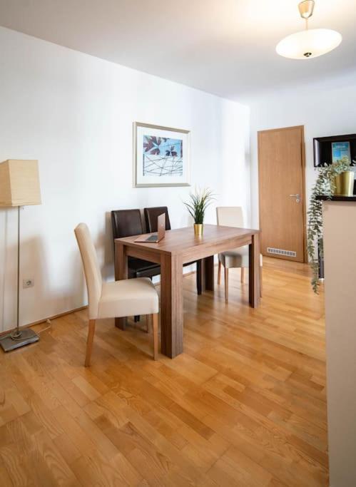 Free Parking! Soho Budapest 304, 4 Ppl, Ac, Fast Wifi, Smart Tv 외부 사진